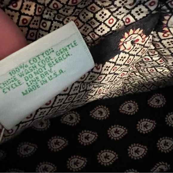 Vintage VERA BRADLEY Classic Black 2006 Little Betsey Red White Floral Zipper - Picture 12 of 14